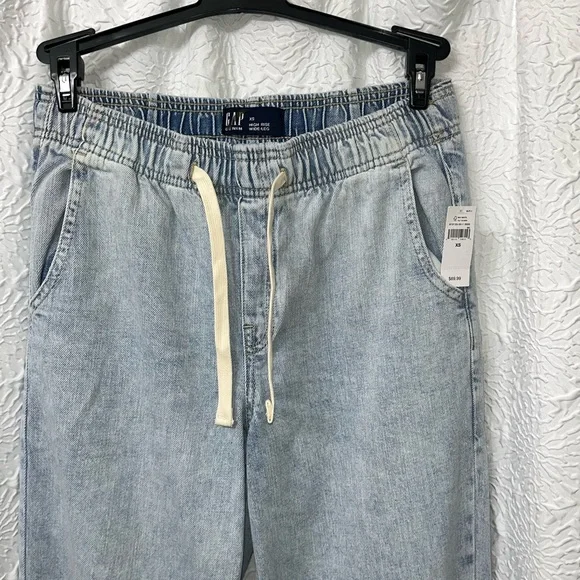 GAP High Rise Wide Leg Pull on Jeans - Picture 3 of 10